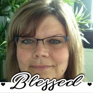 Meet your Posher, Faye